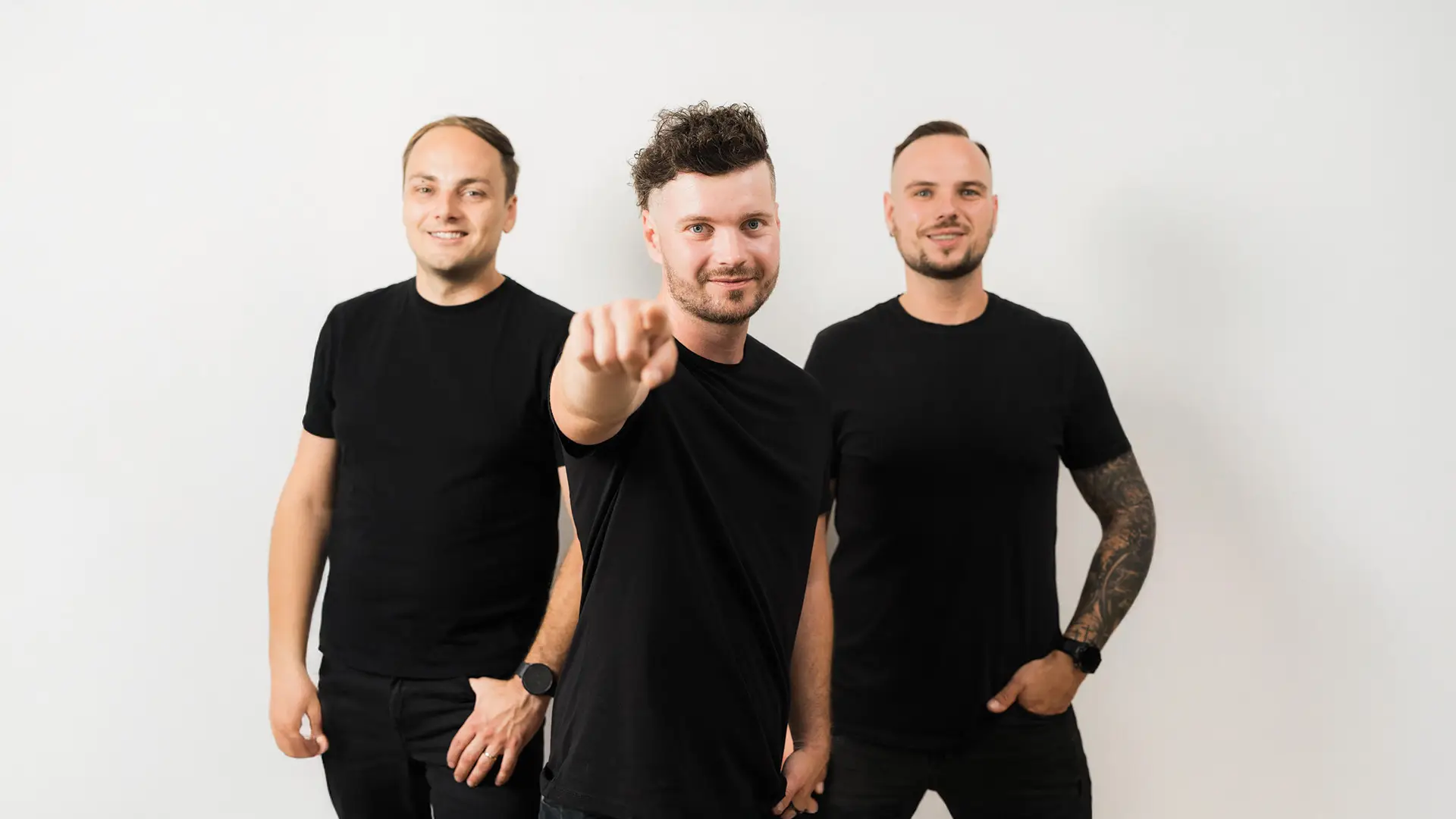 Read more about the article Sám Sebou oslavuje Slovensko novým singlom „Pod Tatrami“ a pripravuje album „Pohoda“