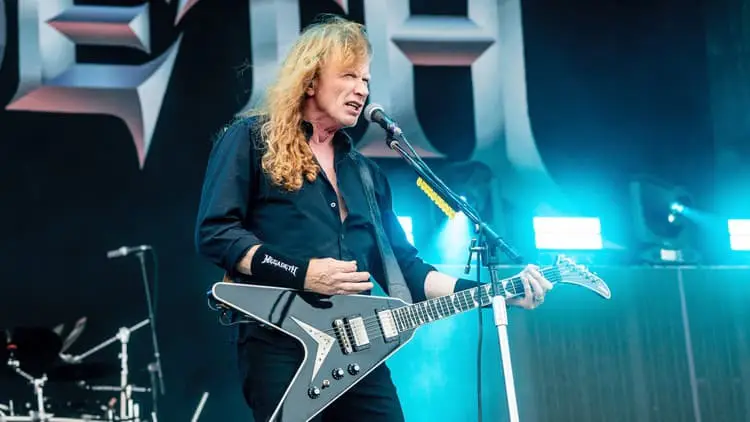 Read more about the article Dave Mustaine uzatvára kruh: Posledný album Megadeth, Metallica cover a duch Clinta Eastwooda