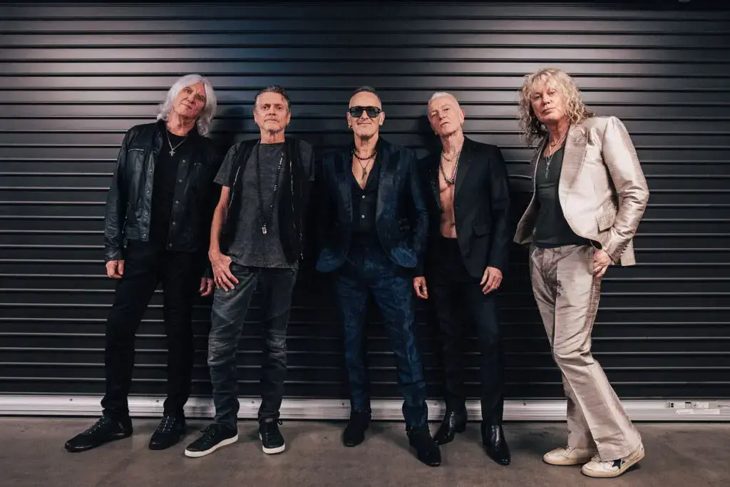 Read more about the article Def Leppard vydávajú nový singel Rejoice