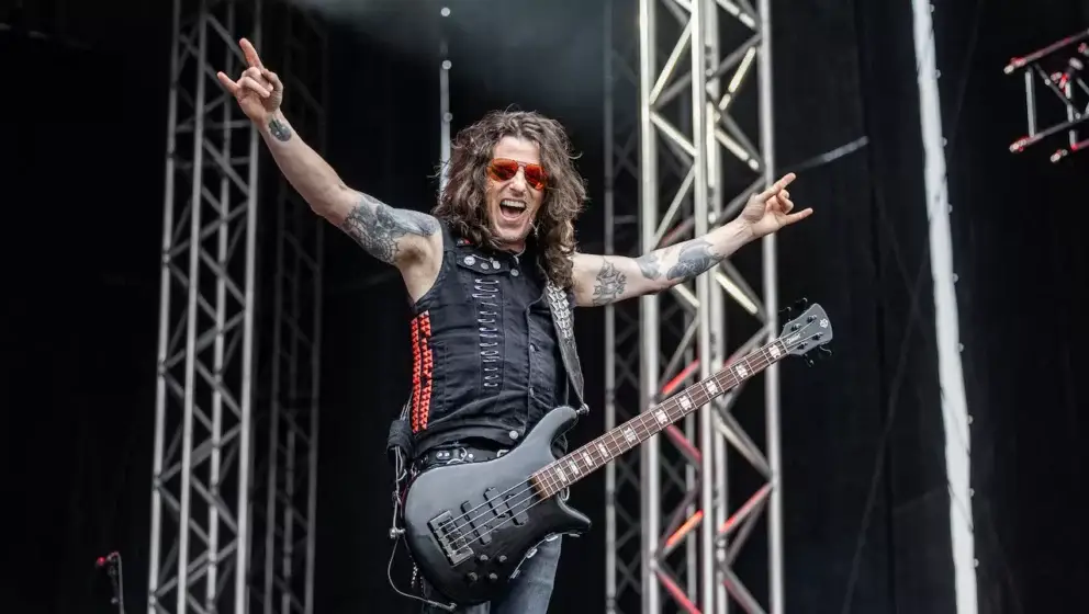 Read more about the article Rachel Bolan vydáva nový album