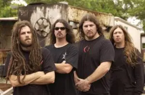 Six Feet Under oživujú hororovú nostalgiu