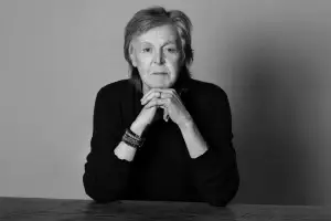 Rockový šľachtic Sir Paul McCartney završuje trilógiu sily a samoty