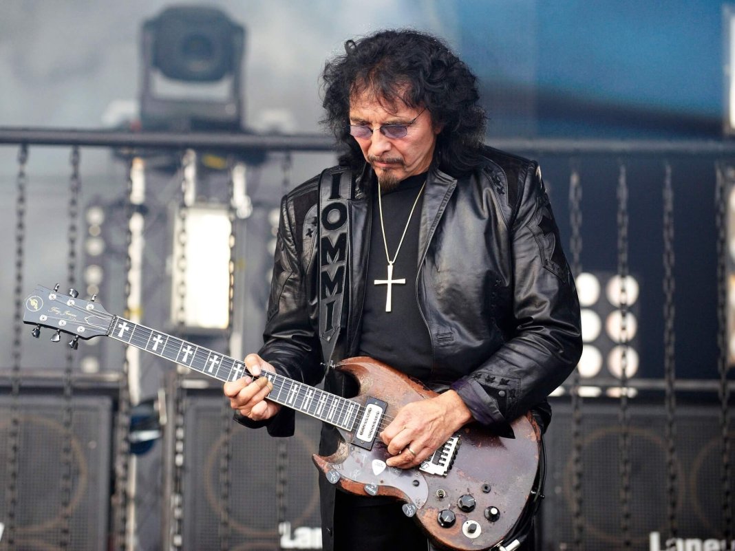 Read more about the article Tony Iommi vydáva sólo album
