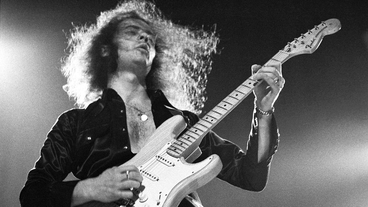 Read more about the article Ritchie Blackmore dnes vystúpi s Deep Purple
