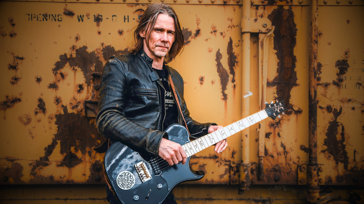 Read more about the article Myles Kennedy striktne odmieta umelú inteligenciu